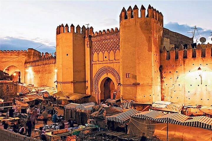 Fès
